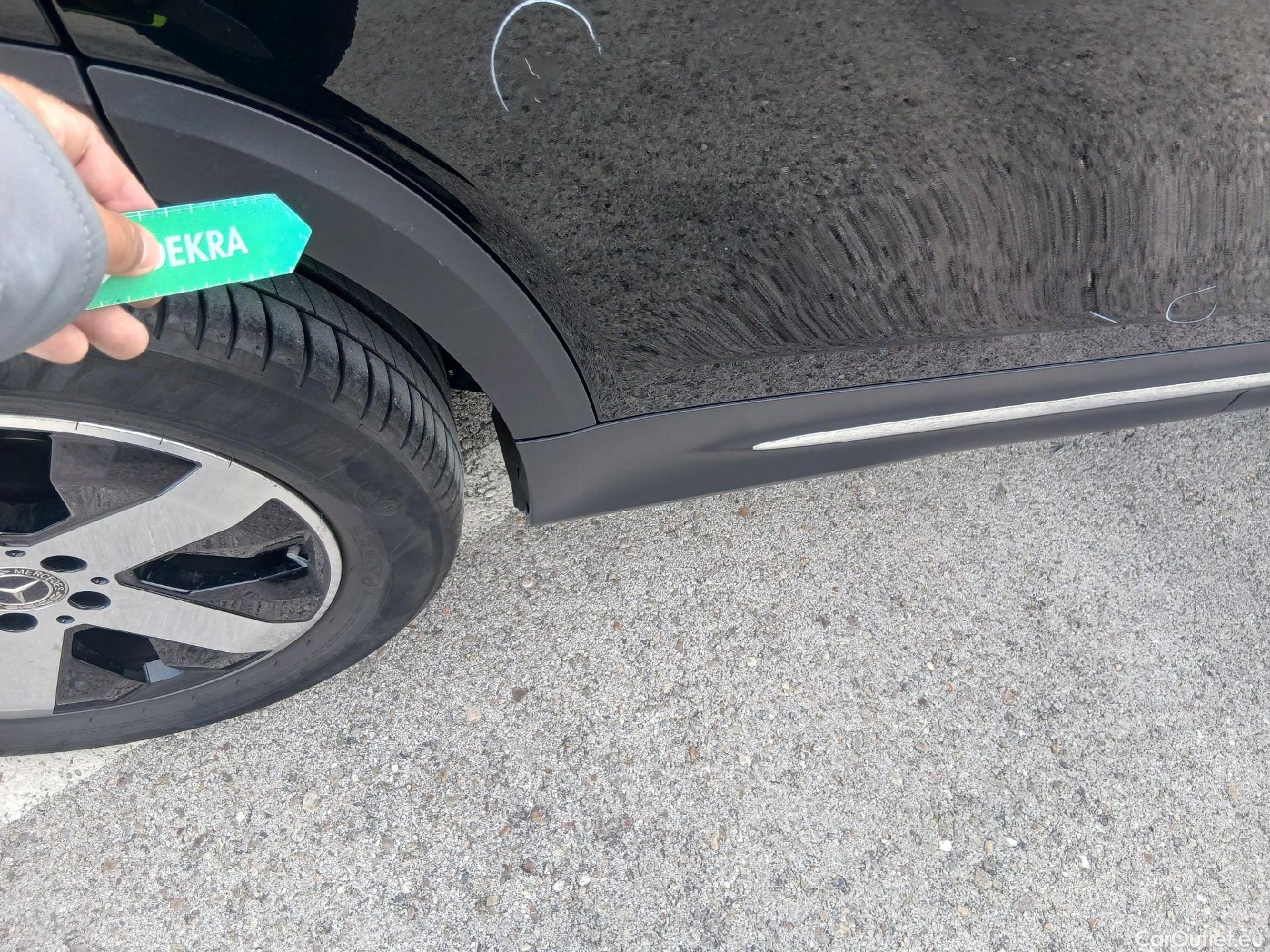  Mercedes  GLB MERCEDES-BENZ  / 2019 / 5P / todoterreno 2.0  200 D DCT 110KW (150CV) #39