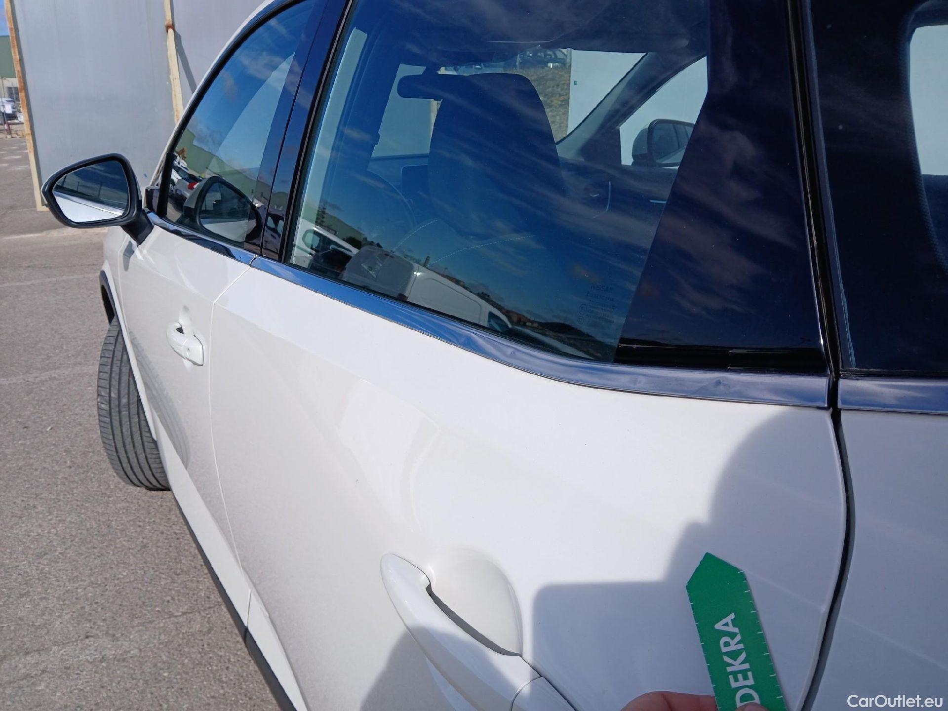  Nissan  Qashqai NISSAN  / 2021 / 5P / todoterreno DIG-T 116kW (158CV) mHEV Xtronic Acenta (AC2) #7