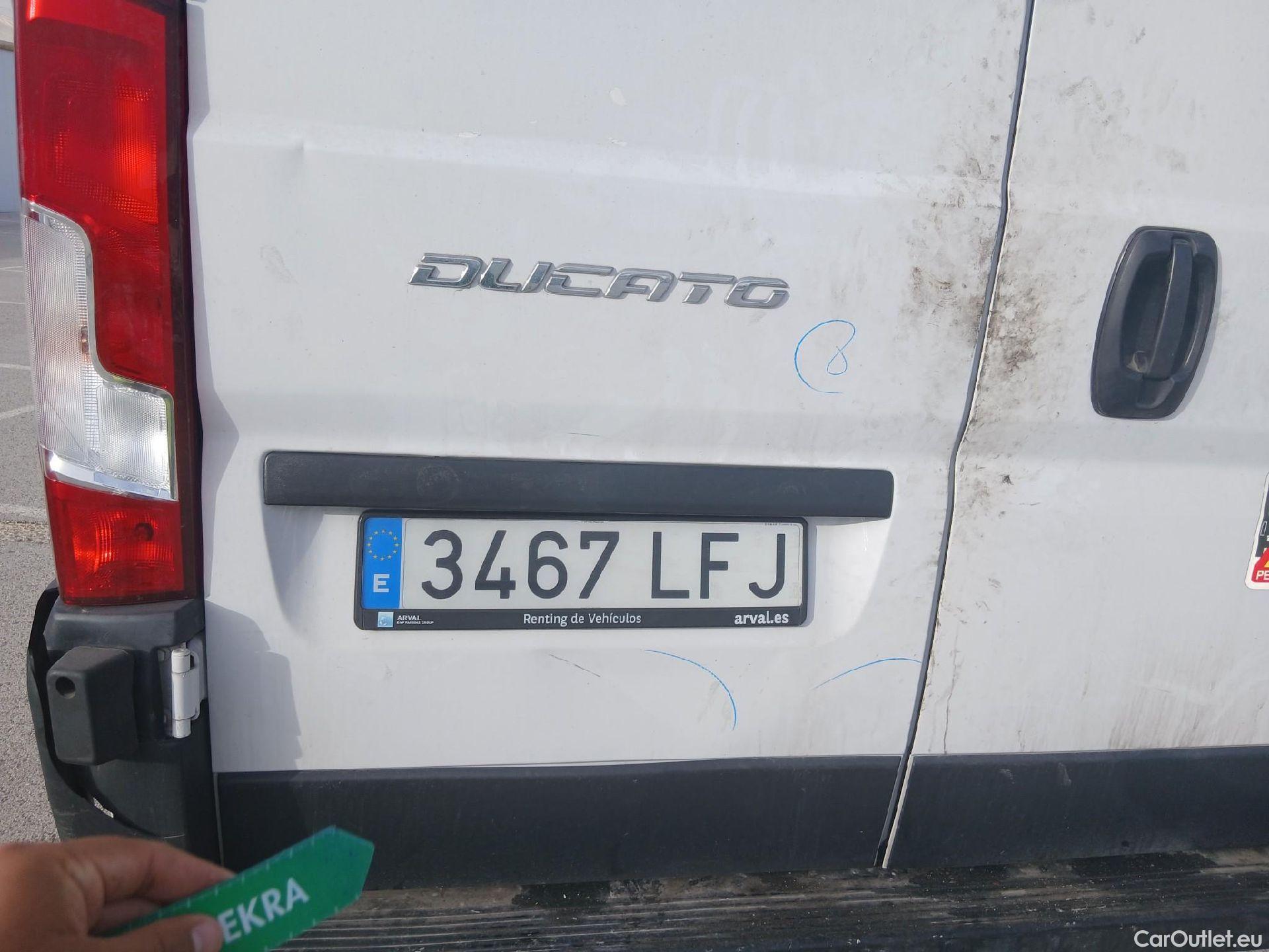  Fiat  Ducato FIAT  / 2014 / 4P / furgón Furgón 35 Medio 100kW Natural Power #47