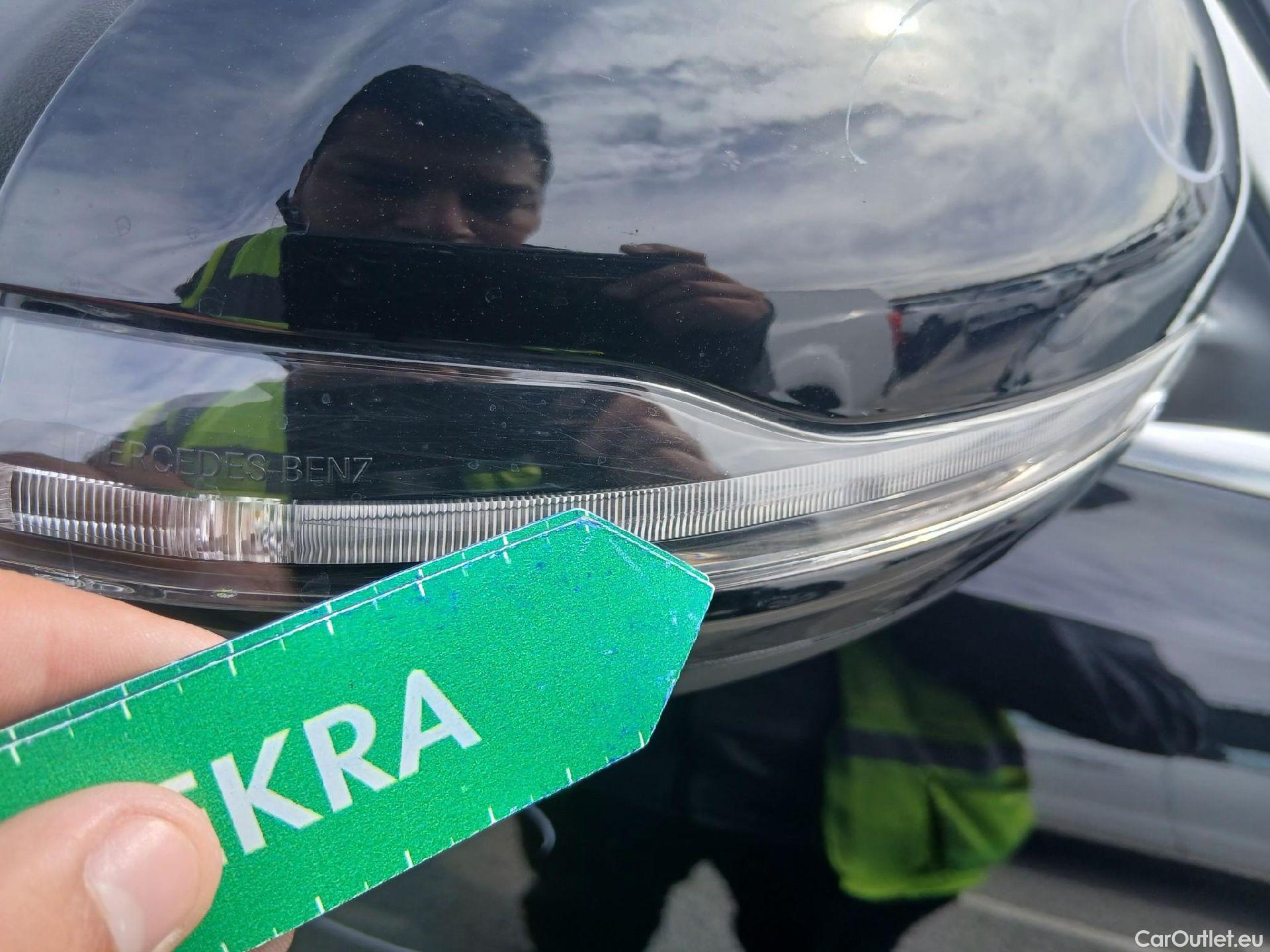  Mercedes  GLB MERCEDES-BENZ  / 2019 / 5P / todoterreno 2.0  200 D DCT 110KW (150CV) #44