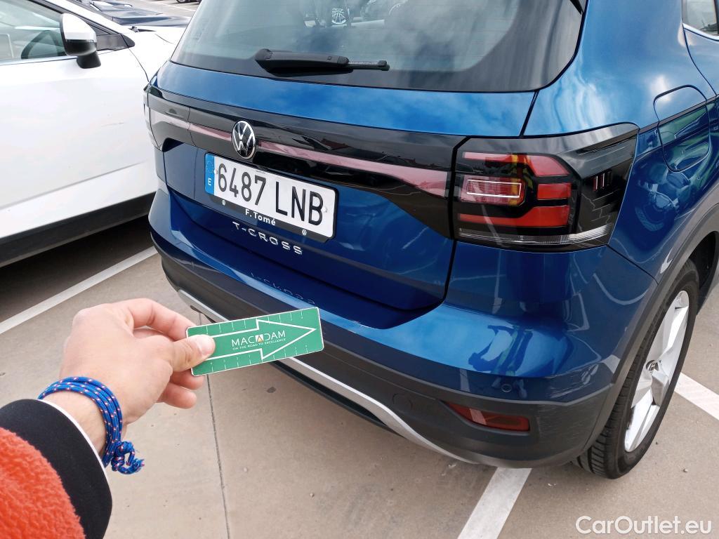  Volkswagen  T-CROSS VOLKSWAGEN  / 2018 / 5P / todoterreno Sport 1.5 TSI 110kW (150CV) DSG #23