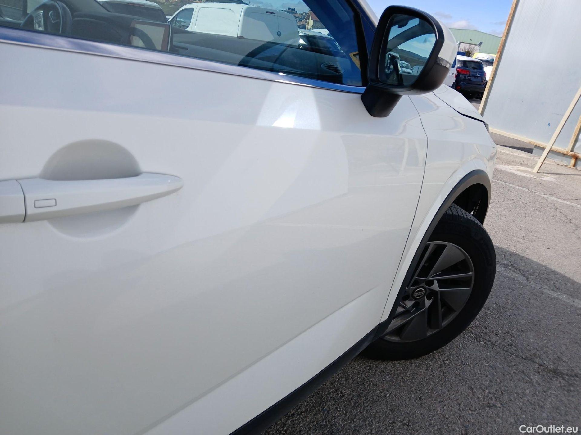  Nissan  Qashqai NISSAN  / 2021 / 5P / todoterreno DIG-T 116kW (158CV) mHEV Xtronic Acenta (AC2) #22