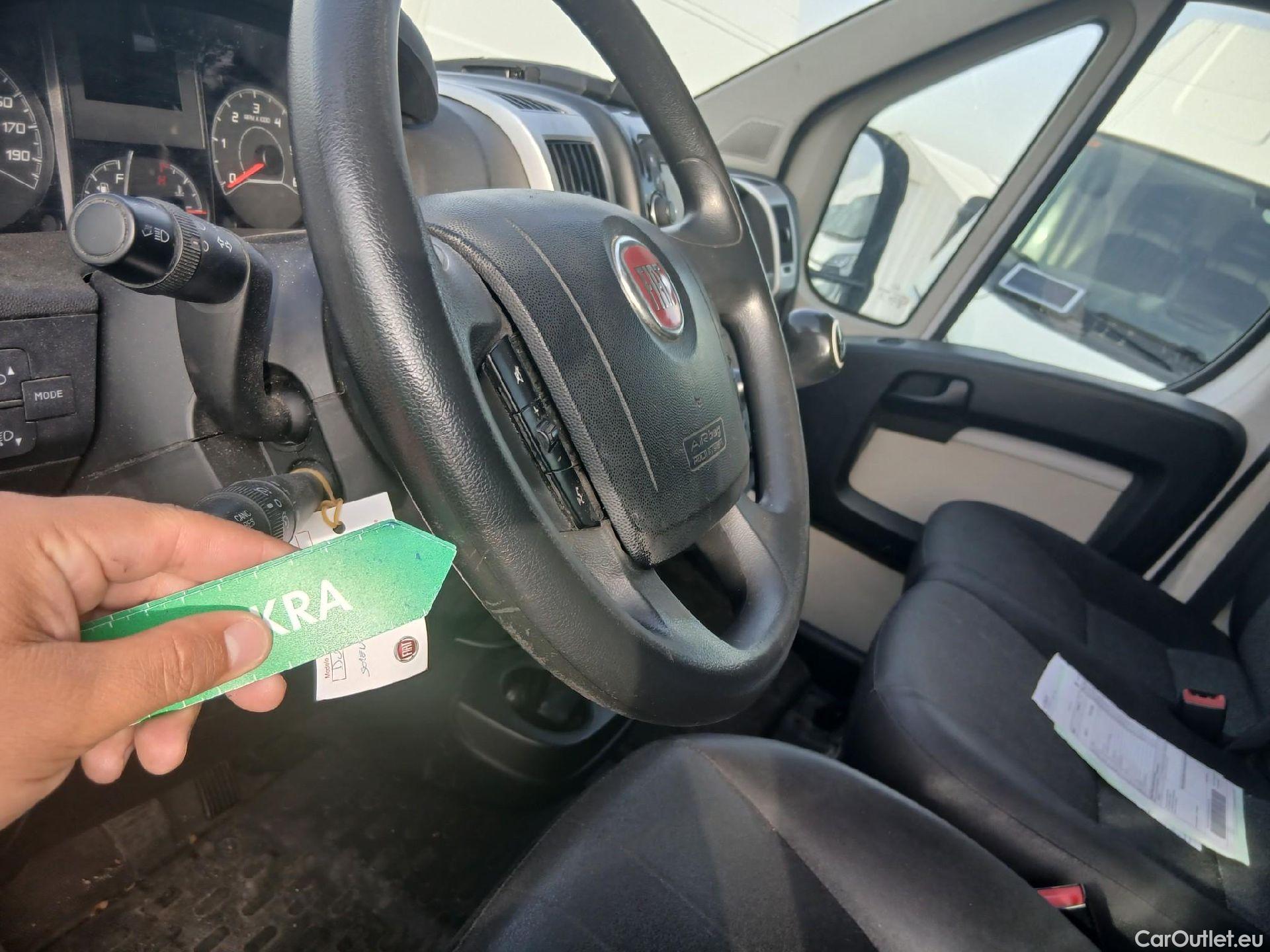  Fiat  Ducato FIAT  / 2014 / 4P / furgón Furgón 35 Medio 100kW Natural Power #15