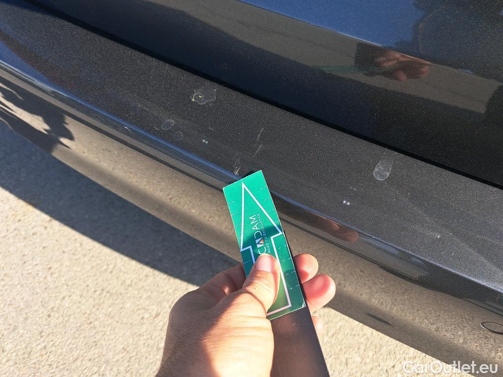  Bmw  Serie 3 BMW  / 2019 / 5P / familiar 318d Auto.Touring #19