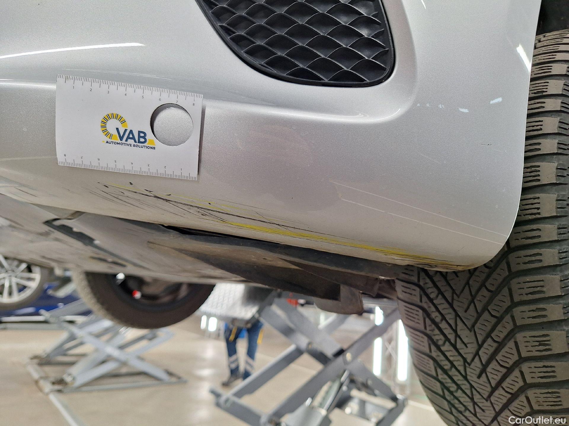  Mercedes  A-Klasse Mercedes, A-Class Berline '18, Mercedes-Benz  Limousine A 180d Business S #22