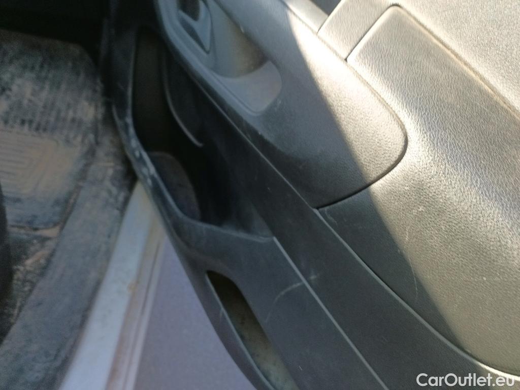  Toyota  Proace TOYOTA  City / 2020 / 4P / combi 1.5D 75kW (100CV) GX L1 #28