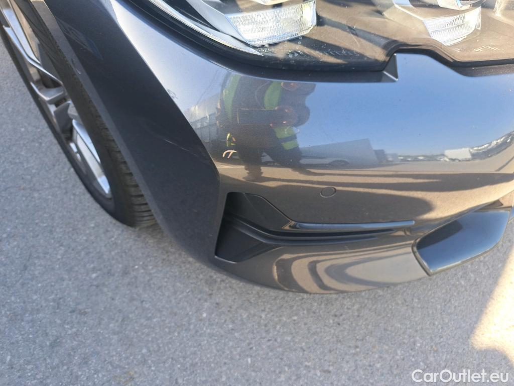  Bmw  Serie 3 BMW  / 2019 / 5P / familiar 318d Auto.Touring #12