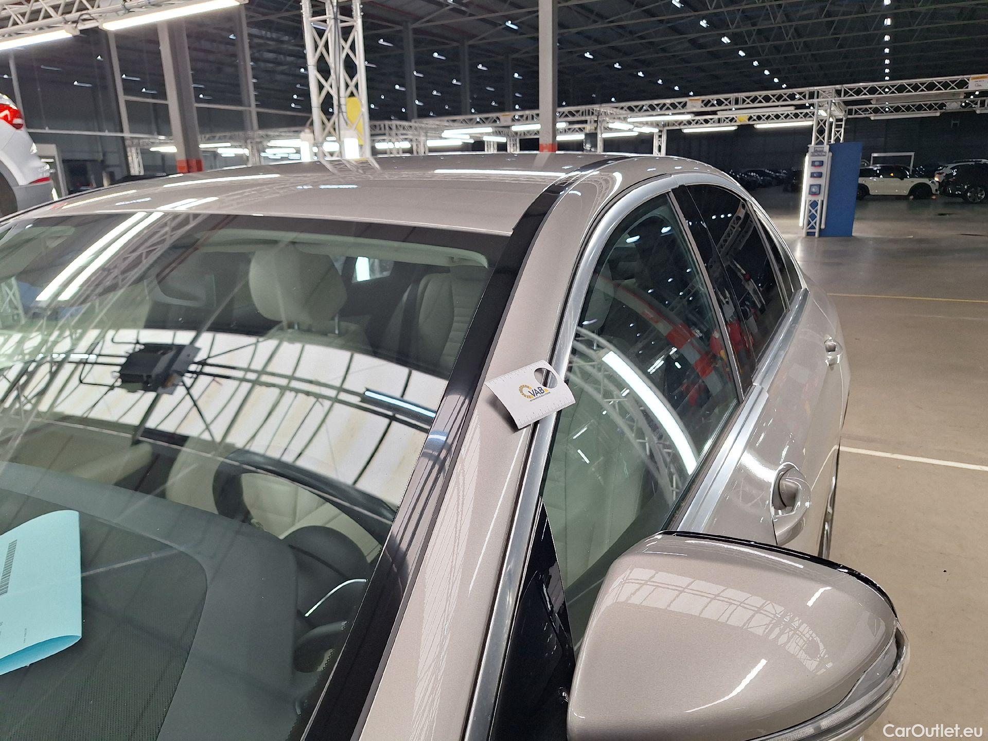  Mercedes  E-Klasse Mercedes, E-Class FL'20 PHEV, Mercedes-Benz  Berline E 300 de 4MATIC Bus #6