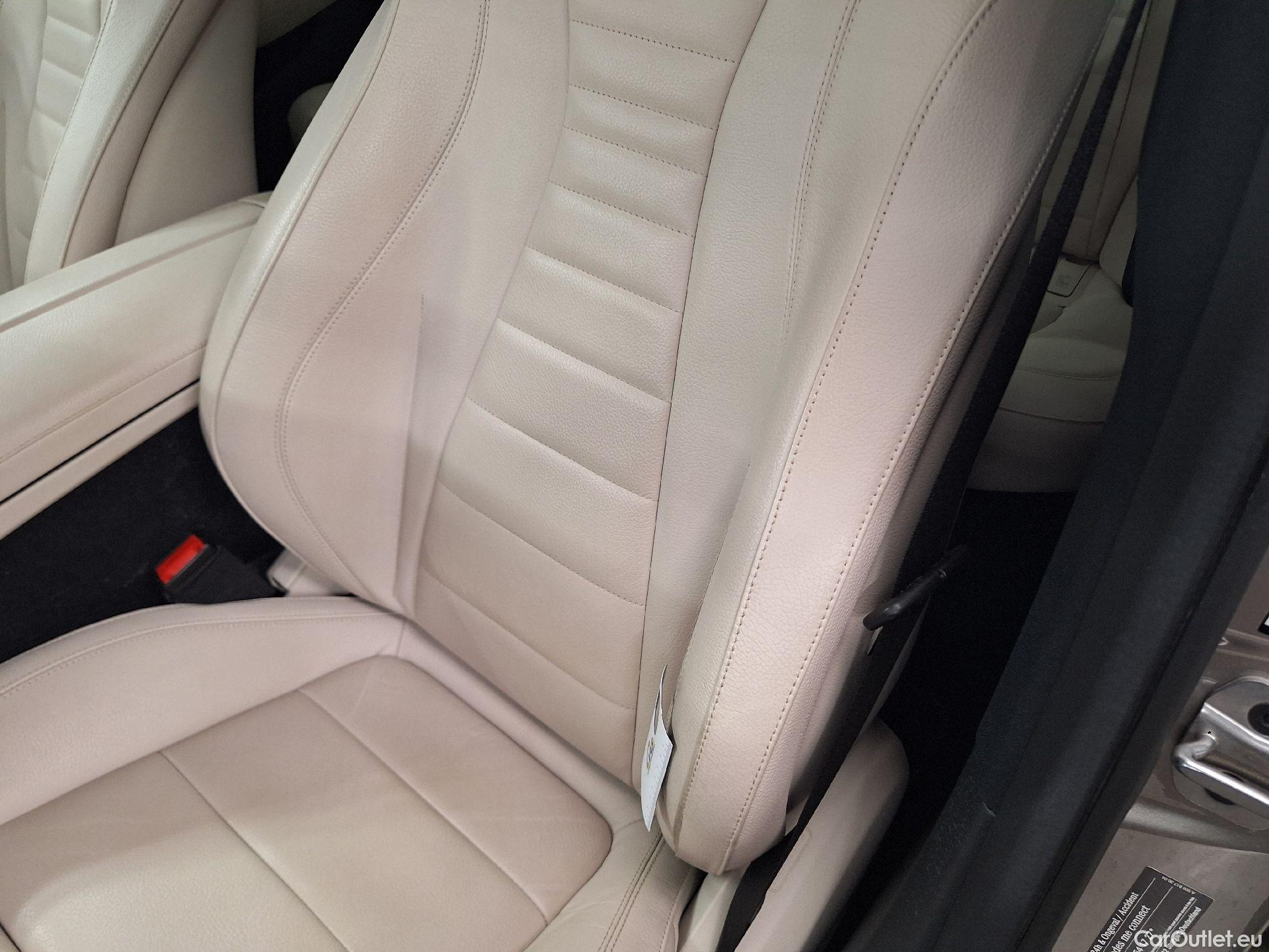  Mercedes  E-Klasse Mercedes, E-Class FL'20 PHEV, Mercedes-Benz  Berline E 300 de 4MATIC Bus #12