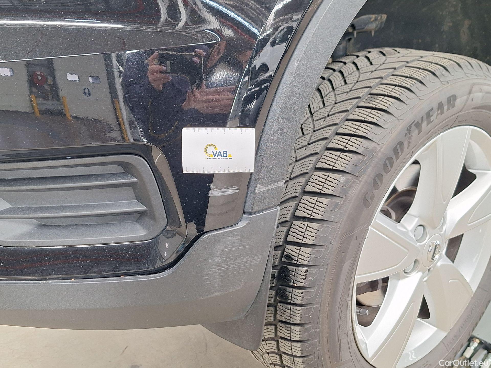  Volvo  XC 40 Volvo, XC40 '17, Volvo XC40 T2 Momentum Core 5d #2