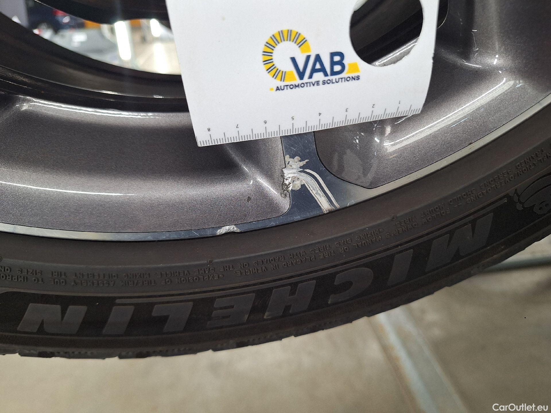  Mercedes  E-Klasse Mercedes, E-Class FL'20 PHEV, Mercedes-Benz  Berline E 300 de 4MATIC Bus #41