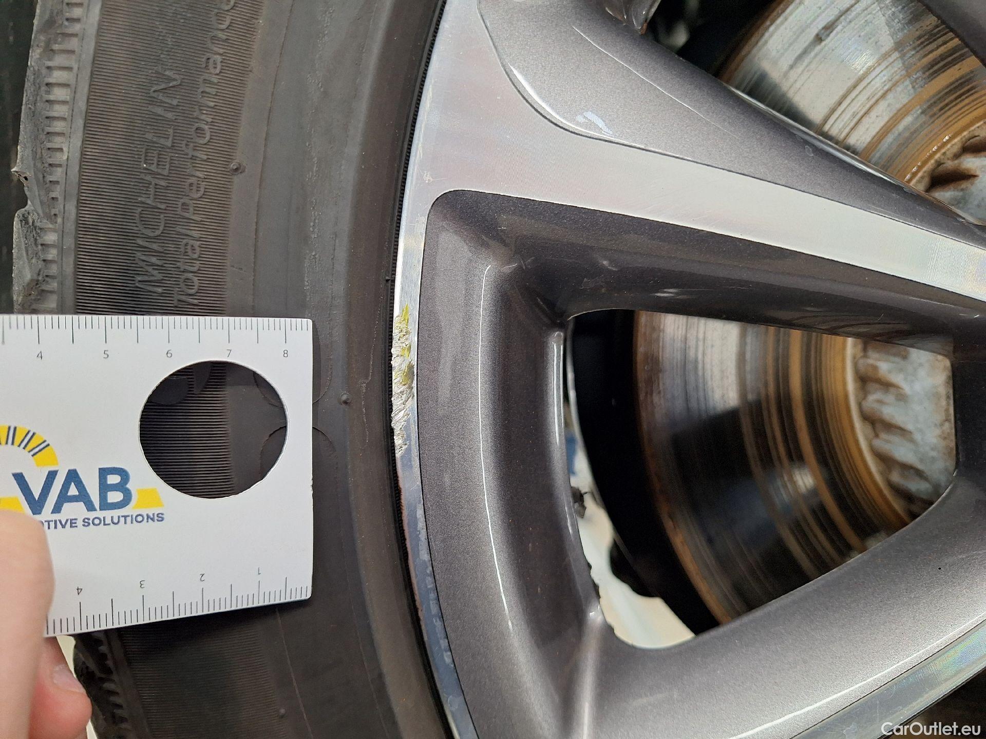  Mercedes  E-Klasse Mercedes, E-Class FL'20 PHEV, Mercedes-Benz  Berline E 300 de 4MATIC Bus #42