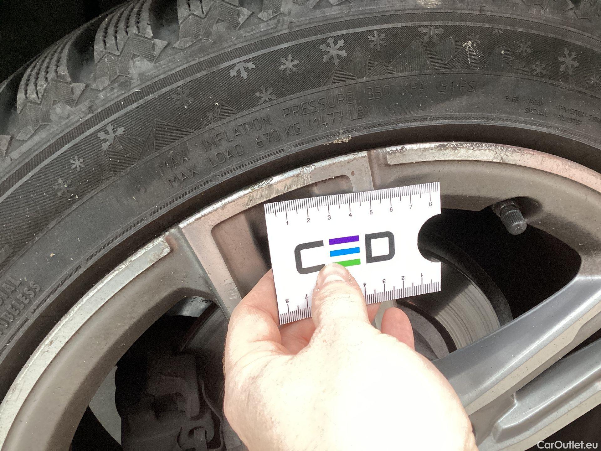  Bmw  Serie 1 BMW, 1-serie '19, BMW 1 Reeks Hatch 118iA (103 kW) 5d #41