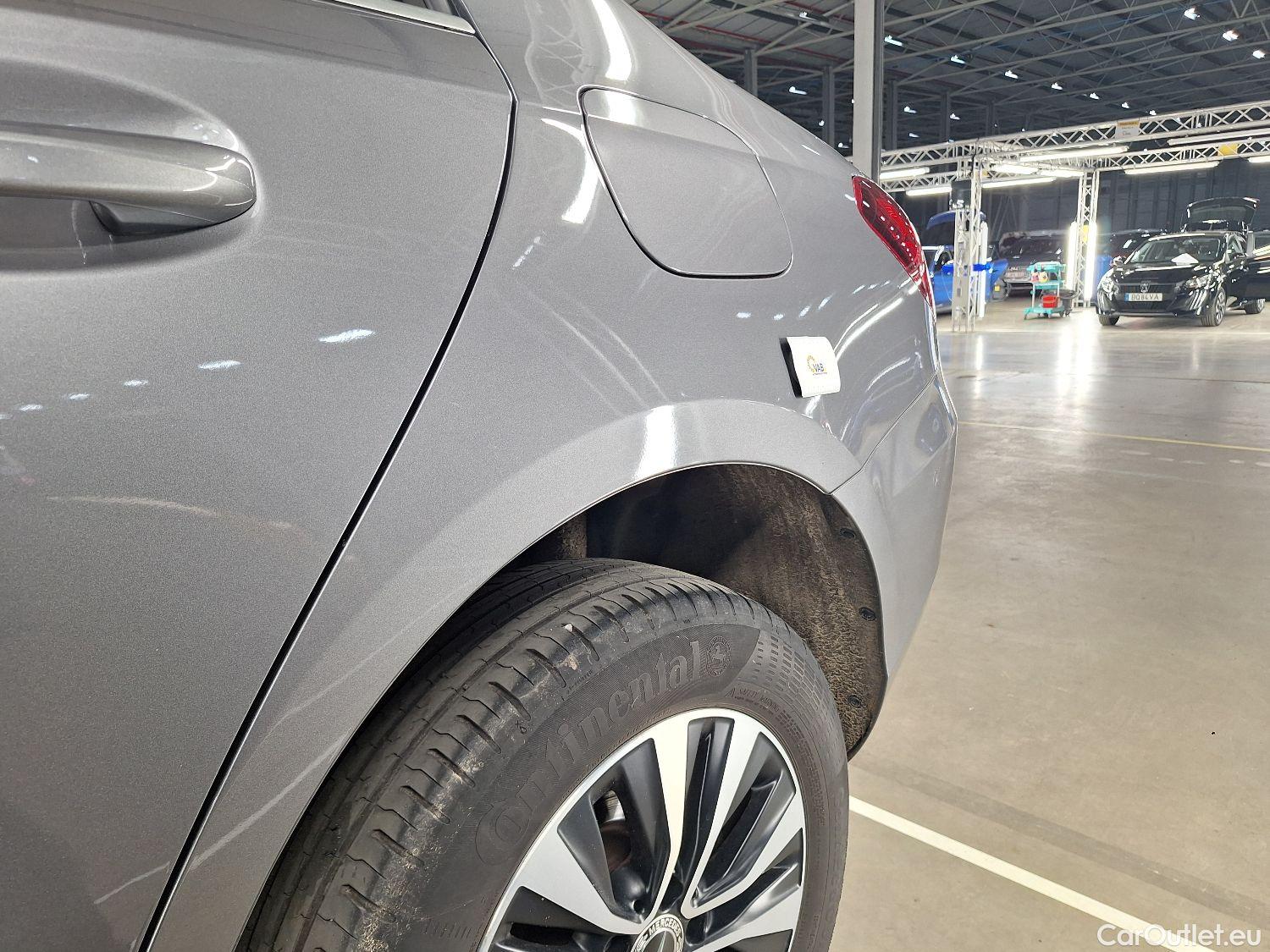  Mercedes  A-Klasse Mercedes, A Berline 180, A Berline 180 d Bus.Sol.Aut. #9