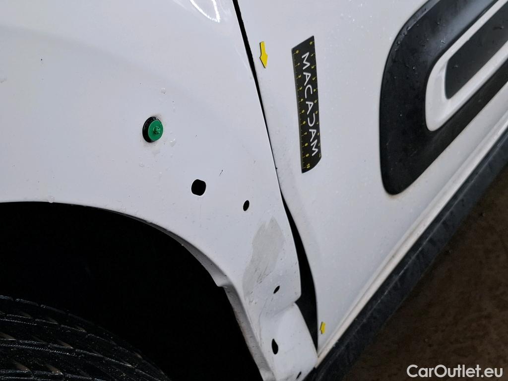  Citroen  C3  Société Feel 1.2 PureTech 80CV BVM5 E6d #15