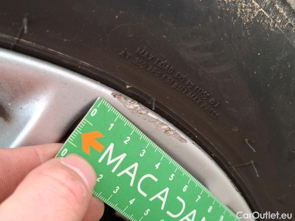  Bmw  Serie 1 Série 1 Berline 116d Sport 1.5 115CV BVA8 E6 #15