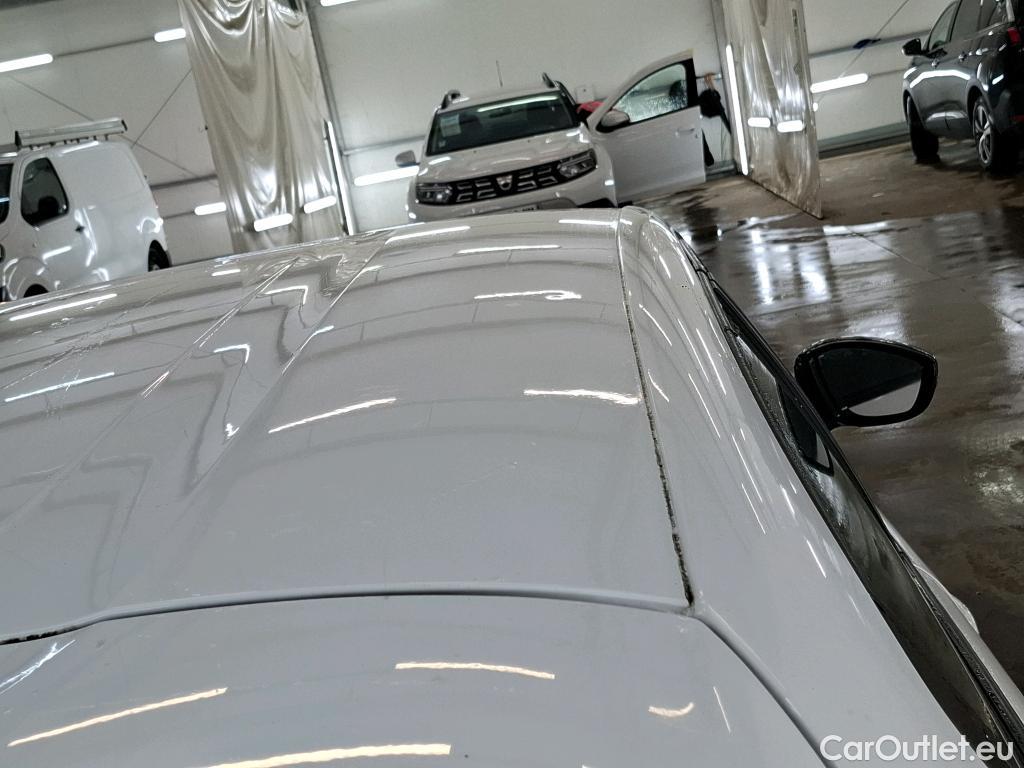  Citroen  C3  Société Feel 1.2 PureTech 80CV BVM5 E6d #25