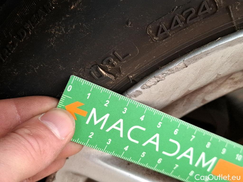  Bmw  Serie 1 Série 1 Berline 116d Sport 1.5 115CV BVA8 E6 #7