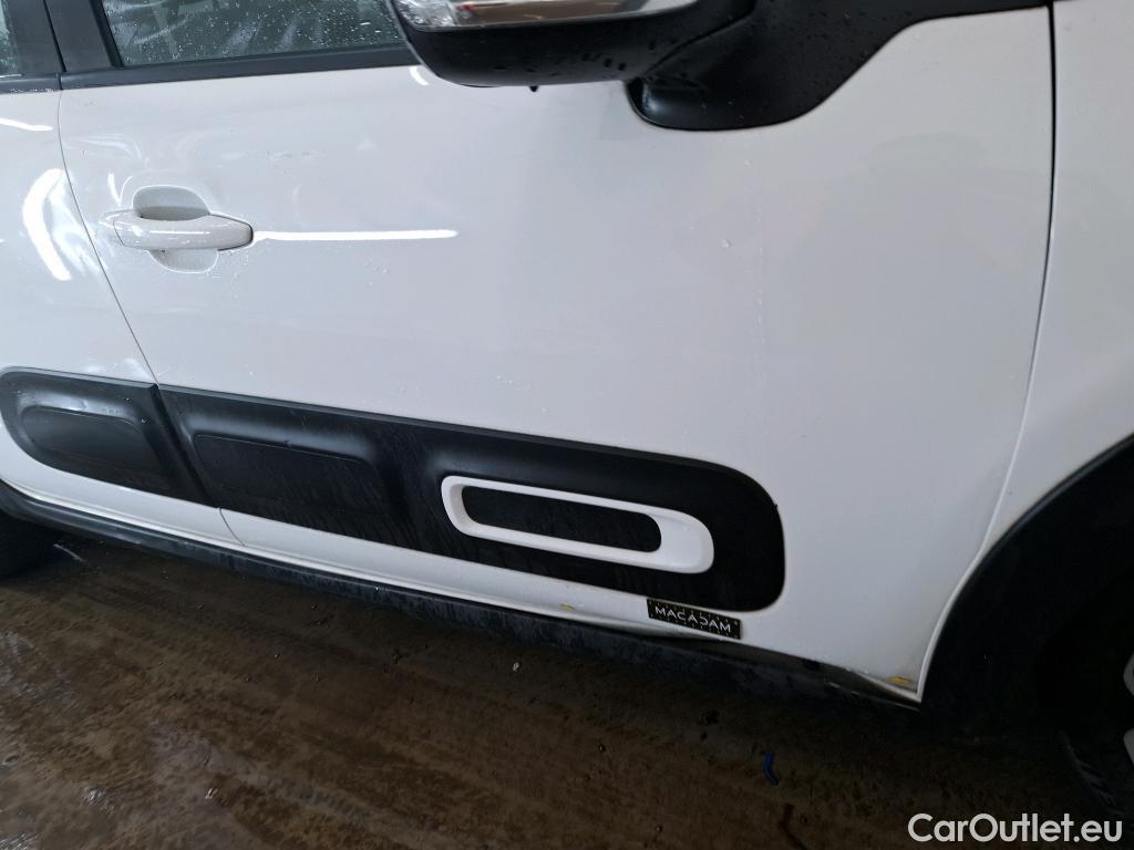  Citroen  C3  Société Feel 1.2 PureTech 80CV BVM5 E6d #1