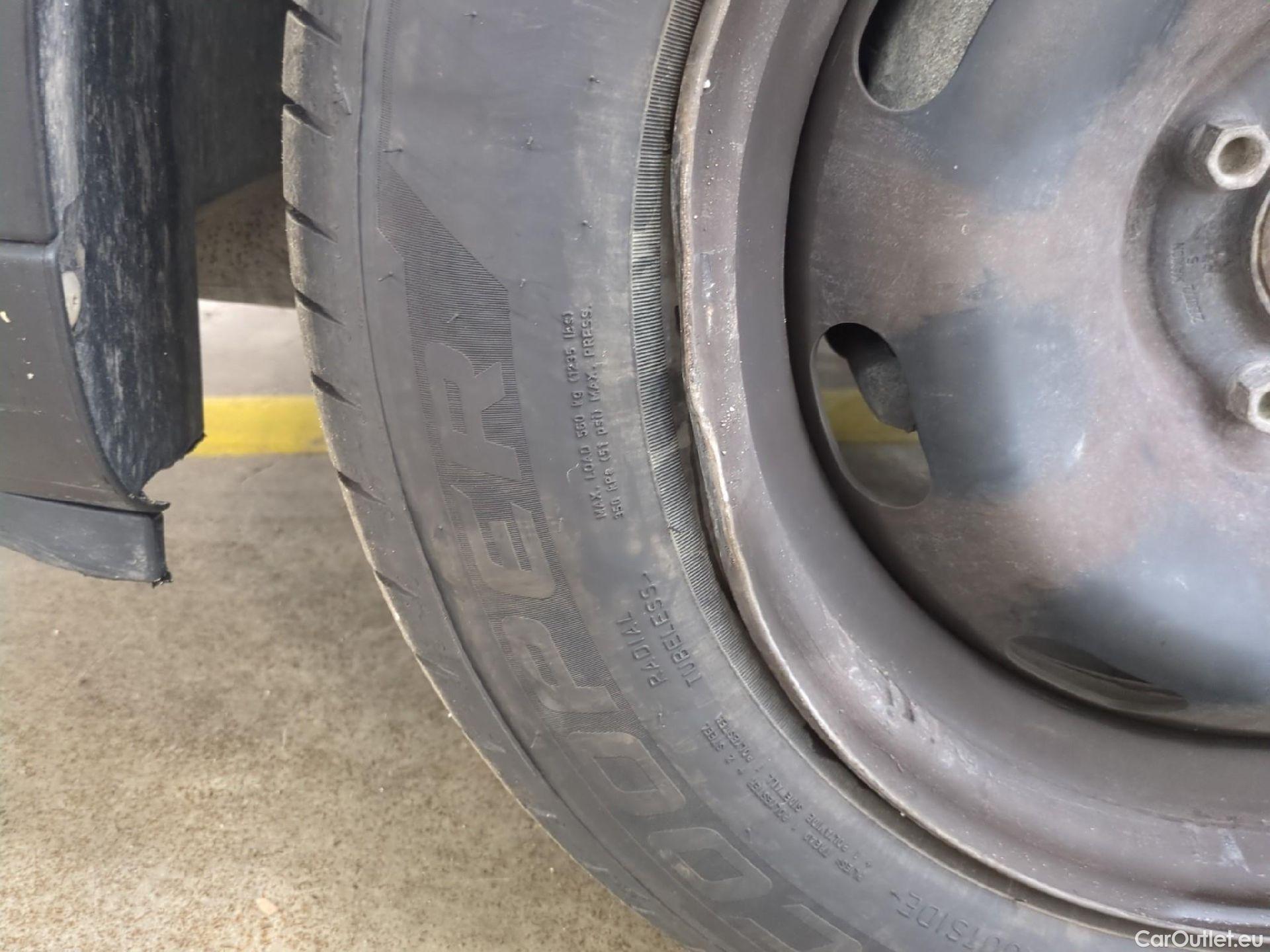  Citroen  C3  Société Feel 1.5 BlueHDI 100CV BVM5 E6dT #24