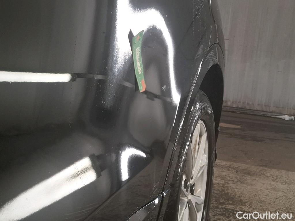  Audi  Q3 AUDI  / 2018 / 5P / SUV 35 TFSI 150 MHEV S TRONIC S LINE #10