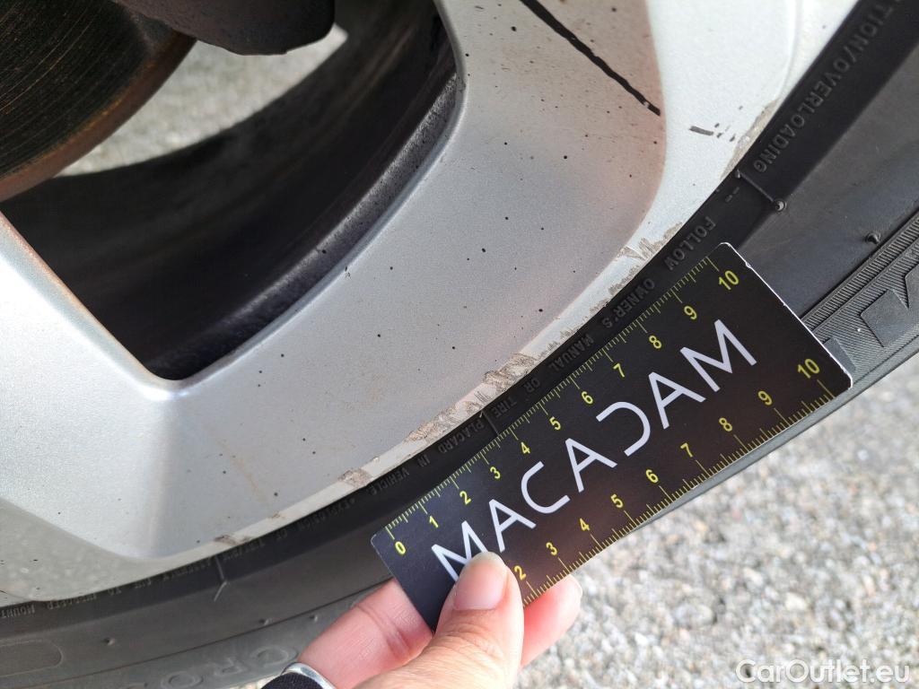  Citroen  C5 CITROEN  Aircross / 2018 / 5P / SUV Hybrid 225 ë-EAT8 Business #37