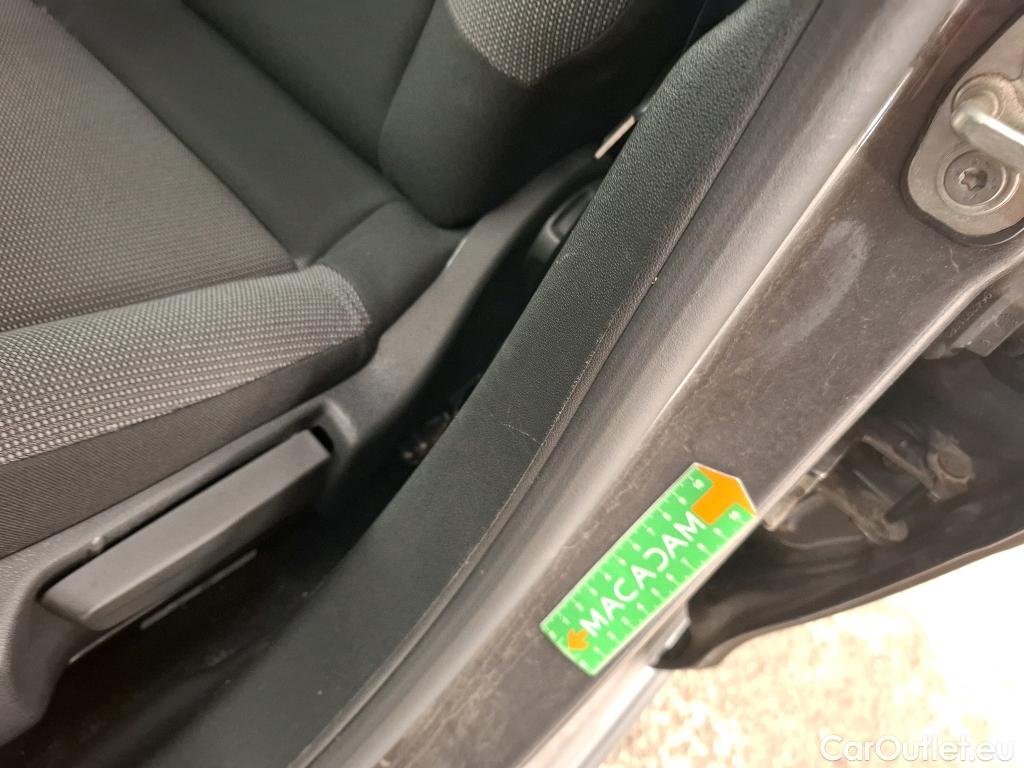  Citroen  C3 CITROEN  5p Berline PureTech 82 S&S BVM Feel Business #3