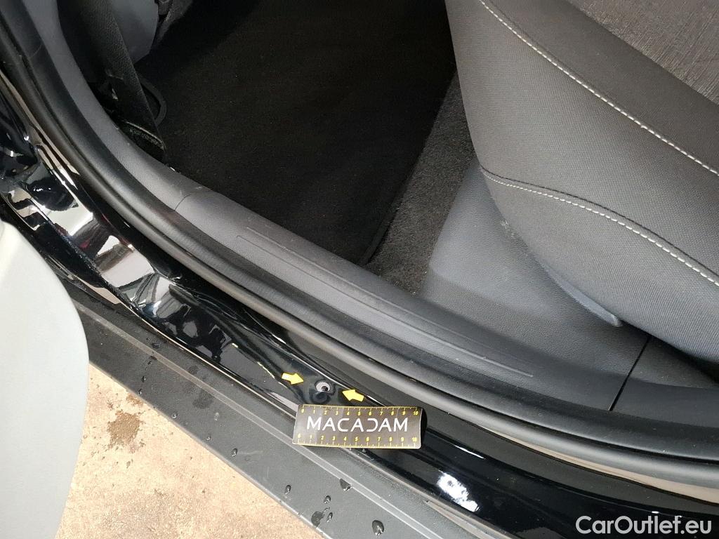  Hyundai  Bayon HYUNDAI  / 2021 / 5P / SUV 1.0 T-GDI 100 HYBRID 48V INTUITIVE #16