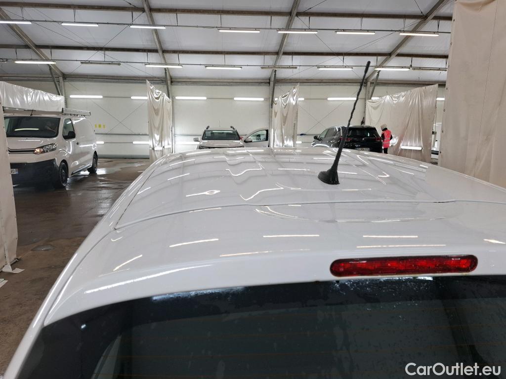  Citroen  C3  Société Feel 1.2 PureTech 80CV BVM5 E6d #23