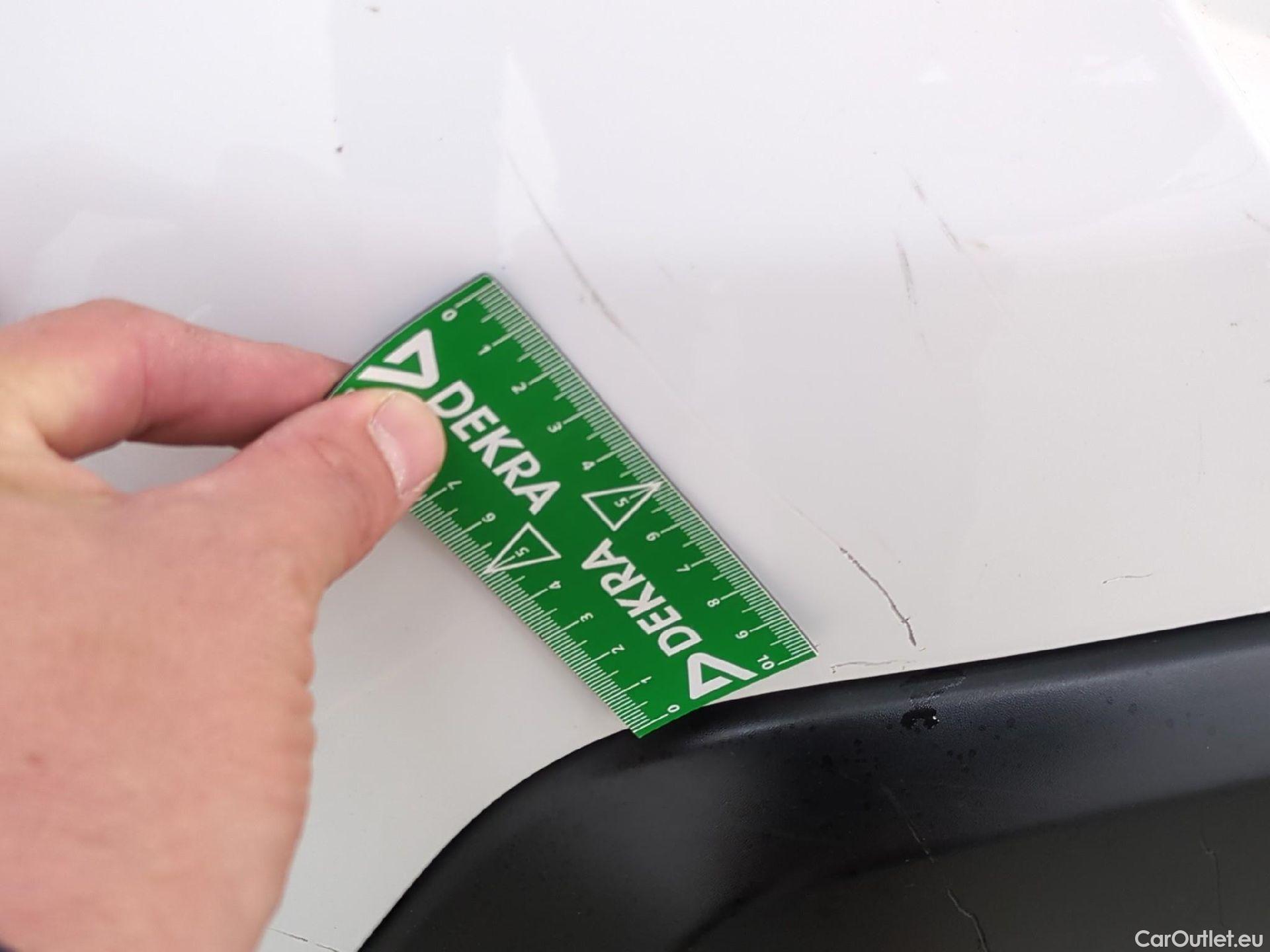  Citroen  C3  Société Feel 1.5 BlueHDI 100CV BVM5 E6dT #40