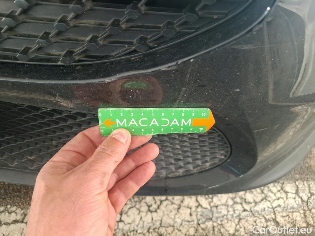  Mercedes  A-Klasse MERCEDES-BENZ Classe A Compact / 2018 / 5P / Berline A 180 Business Line 7G-DCT #8