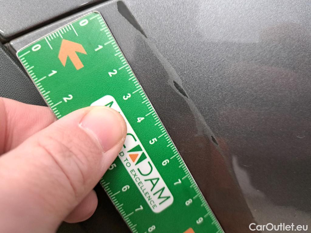  Mercedes  GLA MERCEDES-BENZ  / 2020 / 5P / SUV 2.0  200 D AMG LINE DCT #4