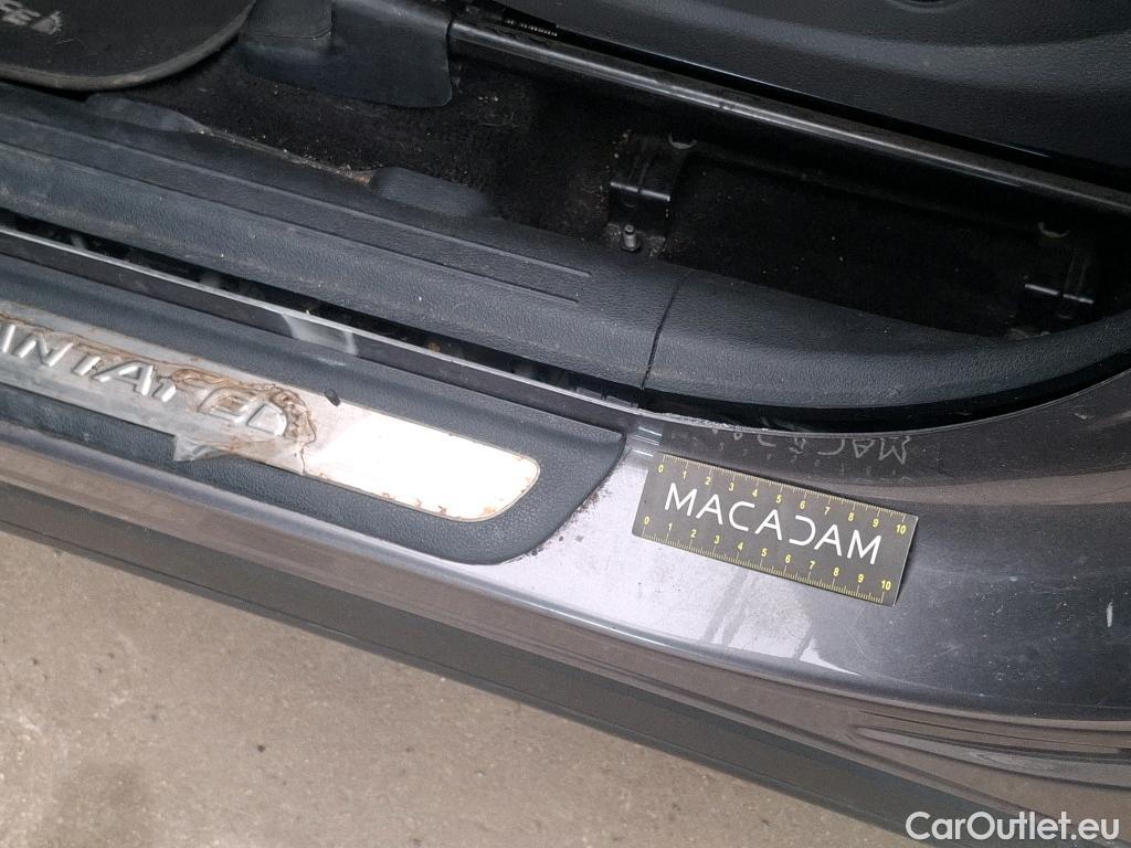  Hyundai  Santa Fe HYUNDAI  / 2020 / 5P / SUV 1.6 T-GDI 265 PHEV HTRAC BUSINESS AUTO #128