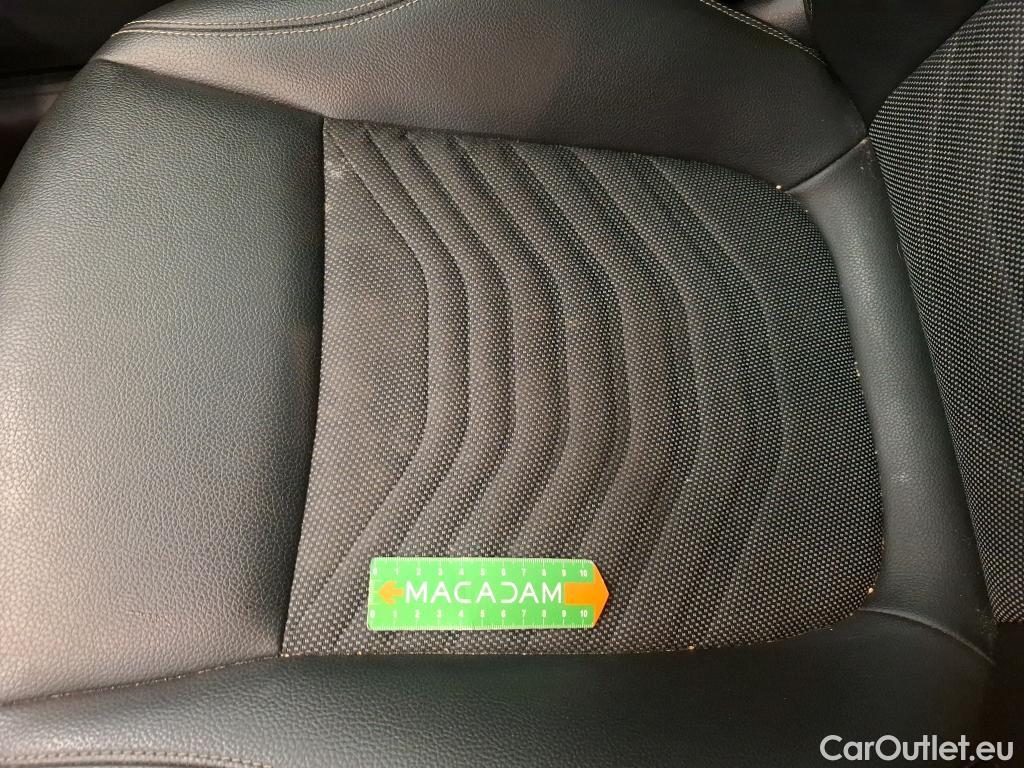  Mercedes  A-Klasse MERCEDES-BENZ Classe A Compact / 2018 / 5P / Berline A 180 Business Line 7G-DCT #45