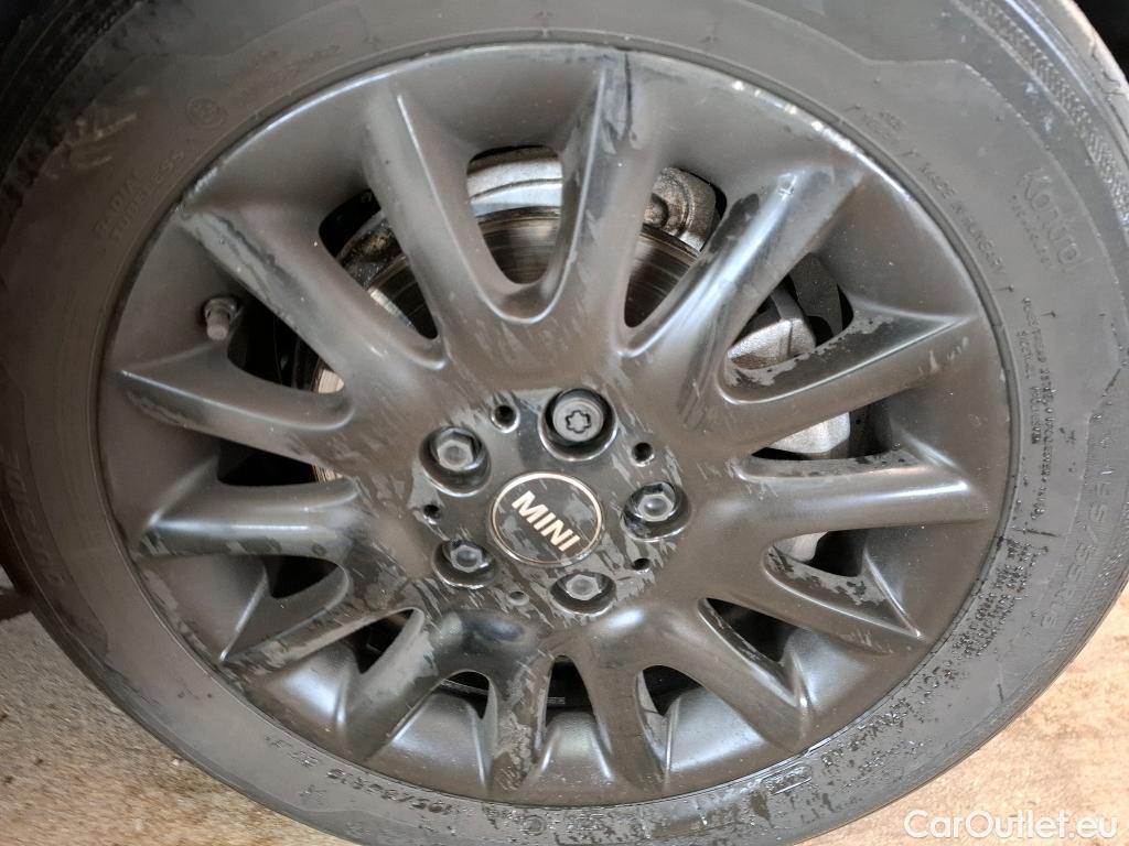  Mini  Mini   / 2021 / 3P / Berline Cooper Edition Camden 136 ch BVA7 #15