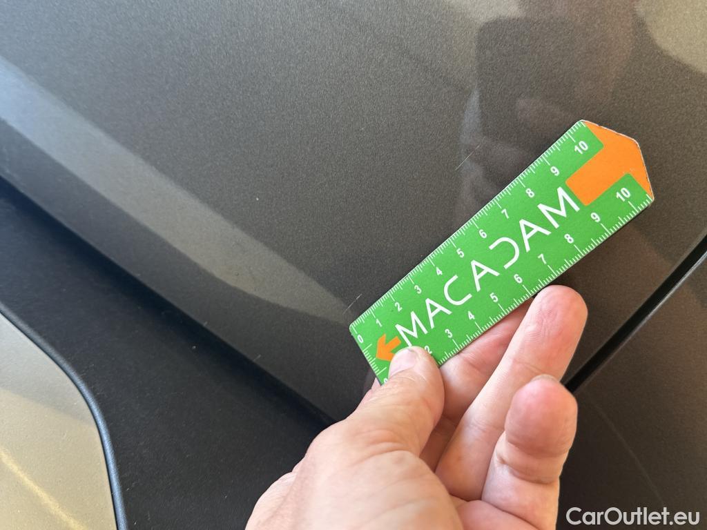  Peugeot  2008  Allure Pack 1.5 HDi 130CV BVA8 E6d #28