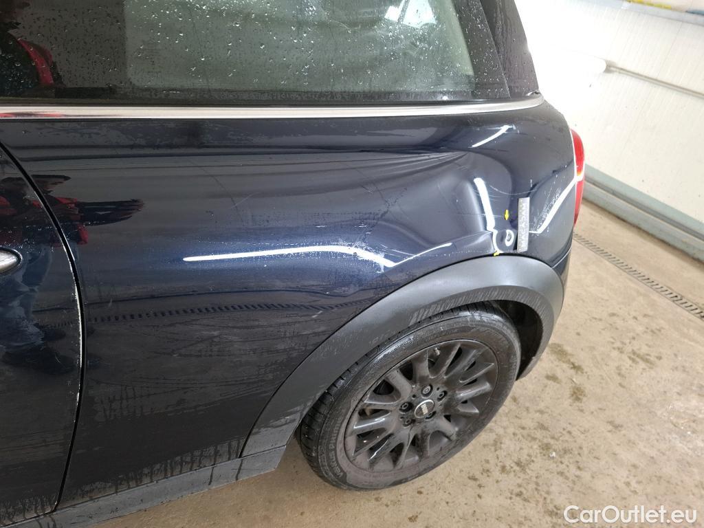  Mini  Mini   / 2021 / 3P / Berline Cooper Edition Camden 136 ch BVA7 #1