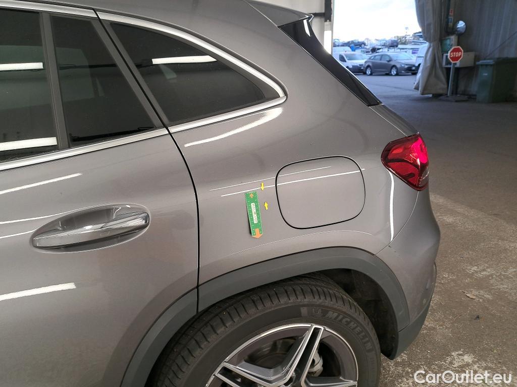  Mercedes  GLA MERCEDES-BENZ  / 2020 / 5P / SUV 2.0  200 D AMG LINE DCT #1