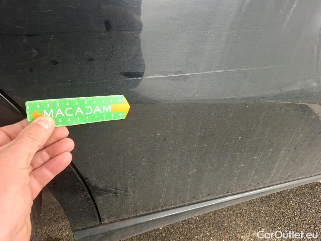  Mercedes  A-Klasse MERCEDES-BENZ Classe A Compact / 2018 / 5P / Berline A 180 Business Line 7G-DCT #58