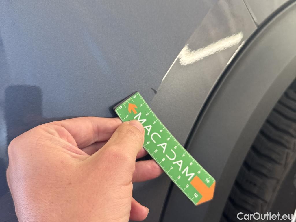  Peugeot  2008  Allure Pack 1.5 HDi 130CV BVA8 E6d #9