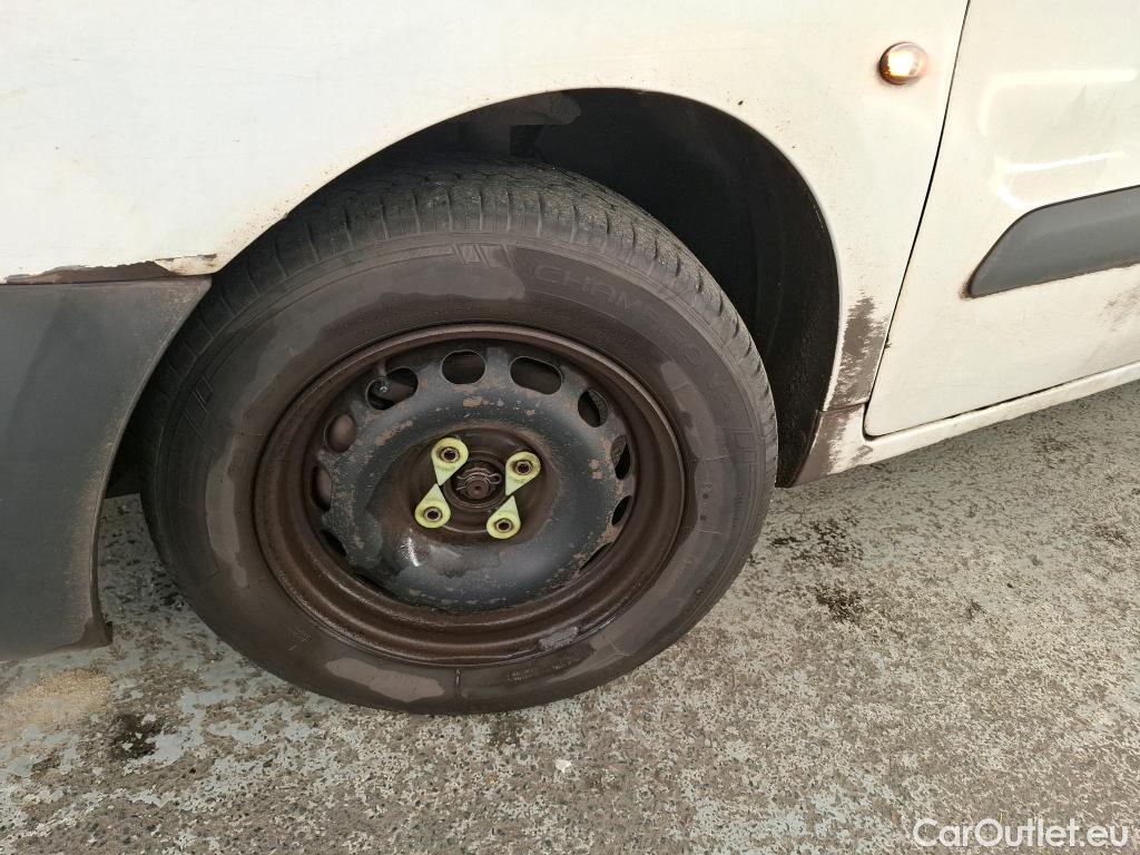  Peugeot  Partner  L1 Pro 1.6 HDi 75CV BVM5 E6 #40