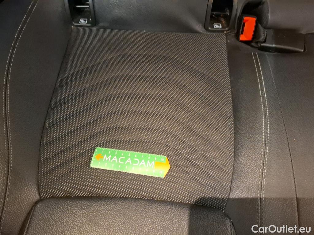  Mercedes  A-Klasse MERCEDES-BENZ Classe A Compact / 2018 / 5P / Berline A 180 Business Line 7G-DCT #46