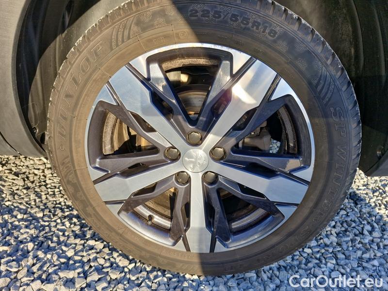  Peugeot  5008  (12.2016->)  1.6PT 180 GT Pack AT 5d #4