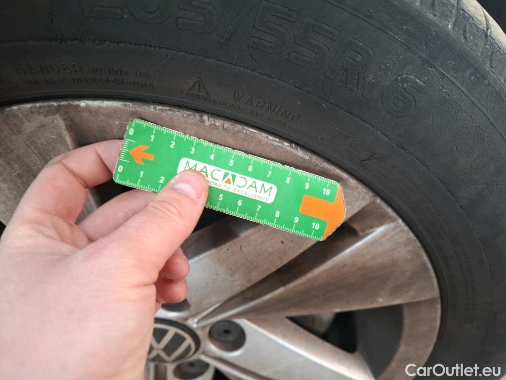  Volkswagen  Golf  VOLKSWAGEN / 2020 / 5P / Berline 1.5 eTSI OPF 150 DSG7 Life 1st #44