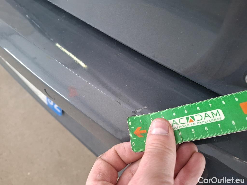  Volkswagen  Golf  VOLKSWAGEN / 2020 / 5P / Berline 1.5 eTSI OPF 150 DSG7 Life 1st #23