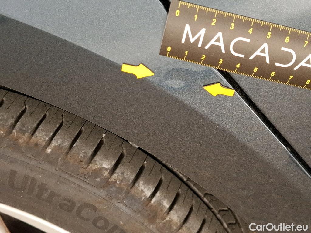  Seat  Leon SEAT  / 2020 / 5P / Berline 1.0 eTSI 110 DSG S&S Style Business #39