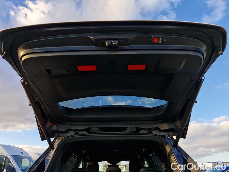  Peugeot  5008  (12.2016->)  1.6PT 180 GT Pack AT 5d #8