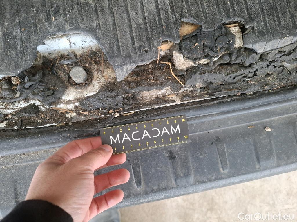  Renault  Kangoo RENAULT  / 2021 / 4P / Fourgonnette Extra - Blue dCi95 Sésame Ouvre Toi #20