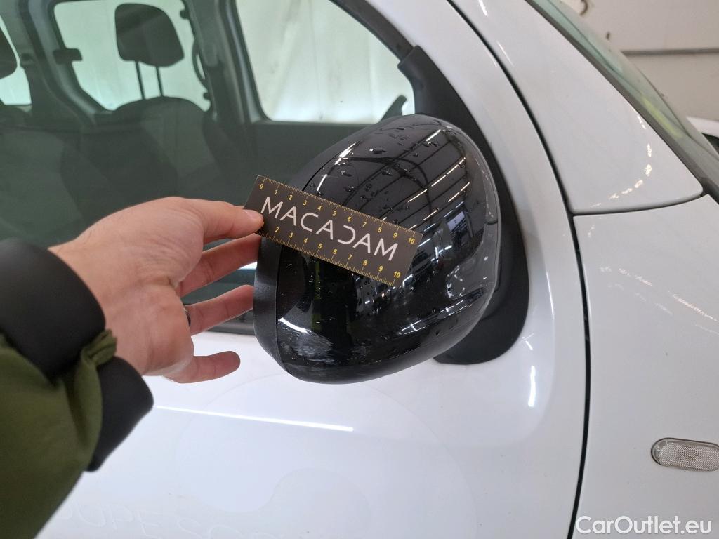  Renault  Kangoo  Zen 1.5 dCi 90CV BVM5 E6 #57