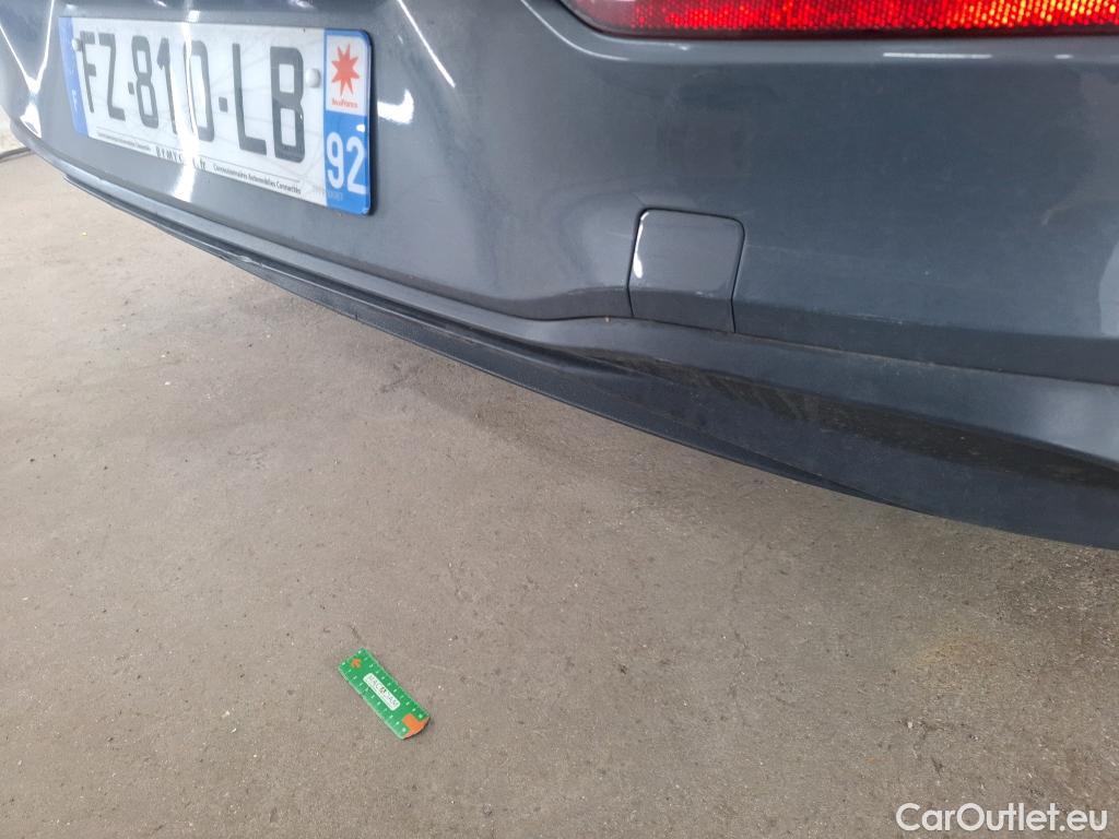  Volkswagen  Golf  VOLKSWAGEN / 2020 / 5P / Berline 1.5 eTSI OPF 150 DSG7 Life 1st #19